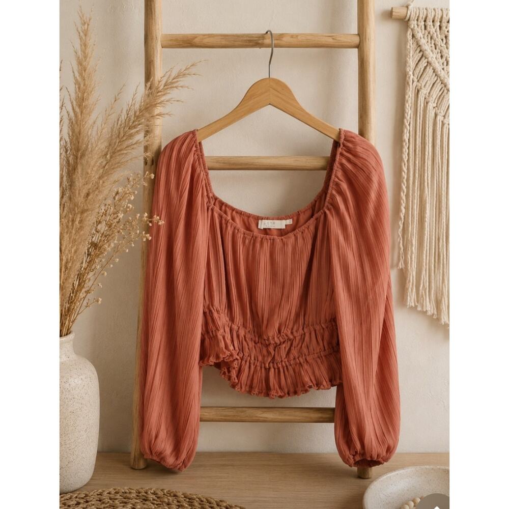 Revolve ASTR The Label Pink Accordian Pleated Top L NWT